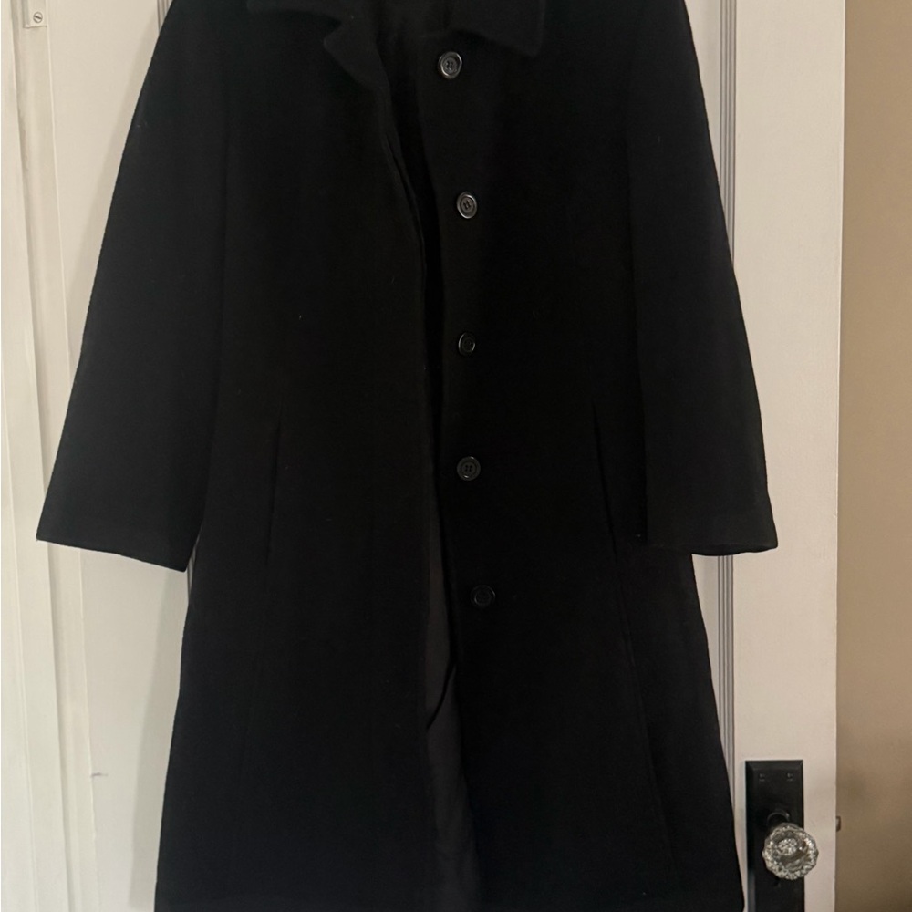 Liz Claiborne women’s Black Trench Coat